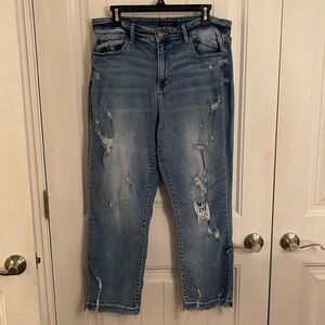 Judy Blue Women's‎ Size 15/32 Straight Fit Distressed Medium Wash Raw Hem Jeans